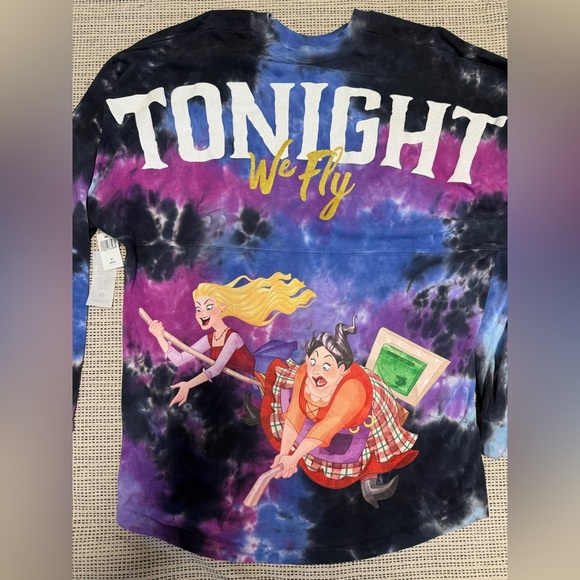 SPIRIT JERSEY Tops - Disney Hocus Pocus Halloween Spirit Jersey 2022